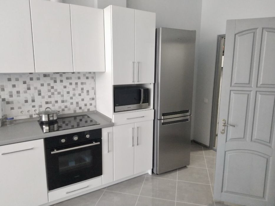 Продам студию 60 м2 Аркадия /Гагаринское плато / Генуезская