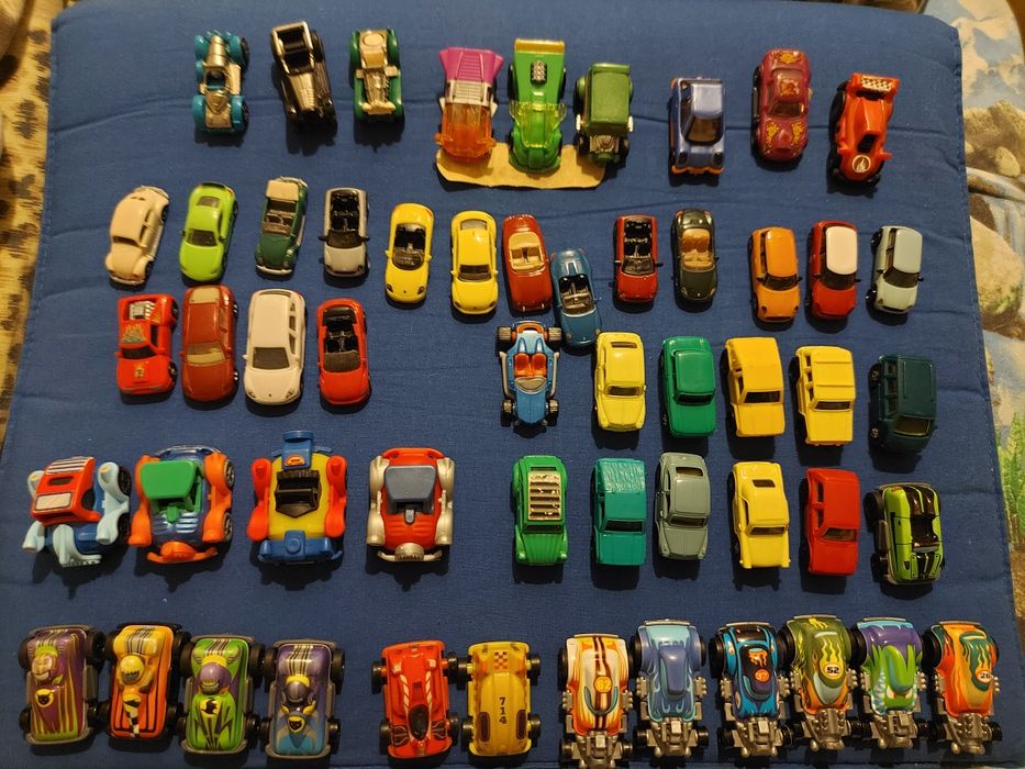 Продам машинки киндерные