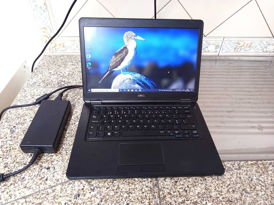 DLLE core i5-5300U,Nvidia 830M 2GB,Ram 8GB