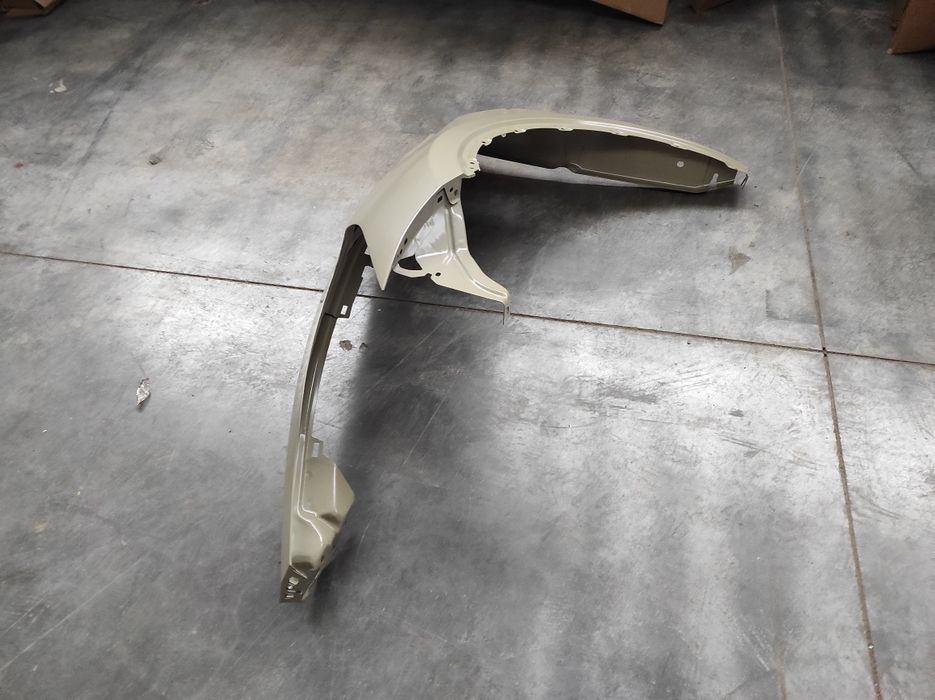 Крыло левое Tesla Model Y  2020 2021 2022 2023