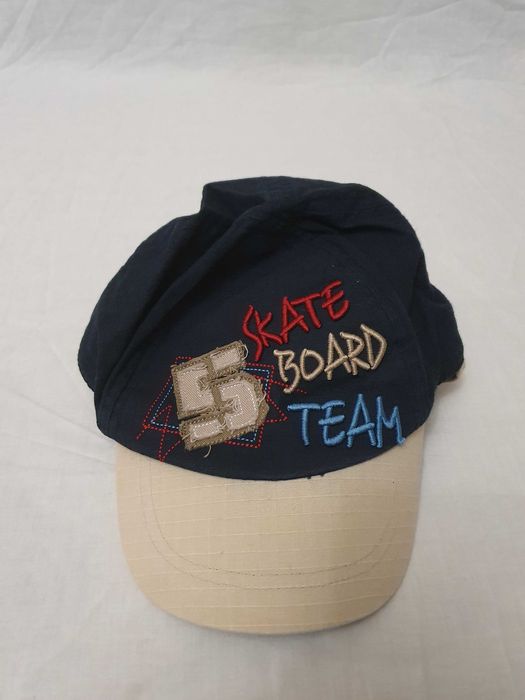 Детская пляжная шапка.