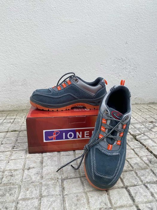 Ténis biqueira de aço