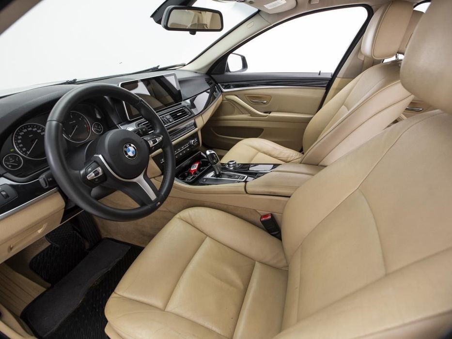 BMW 525