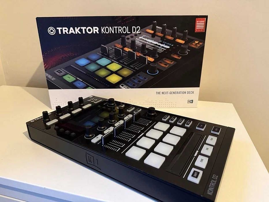 Native Instruments Traktor Kontrol D2