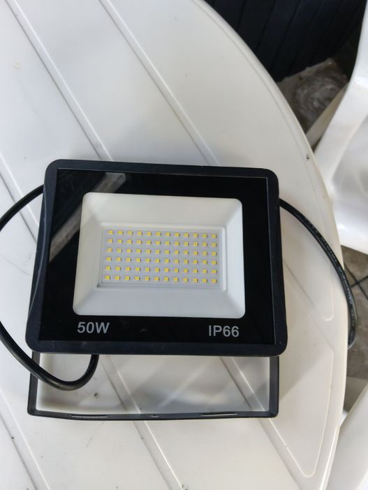 Naświetlacz LED 50
