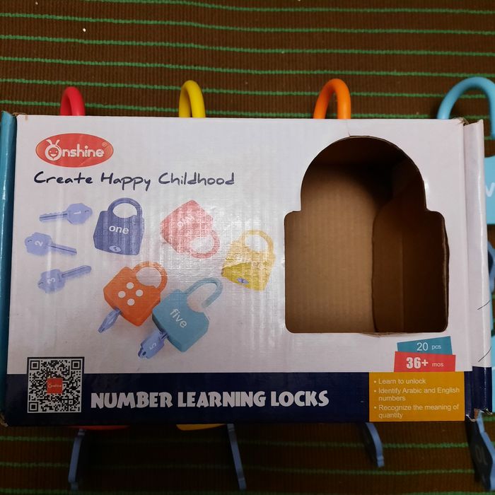 Развивающая игра Замочки  для изучения счета , логики, английского, цв