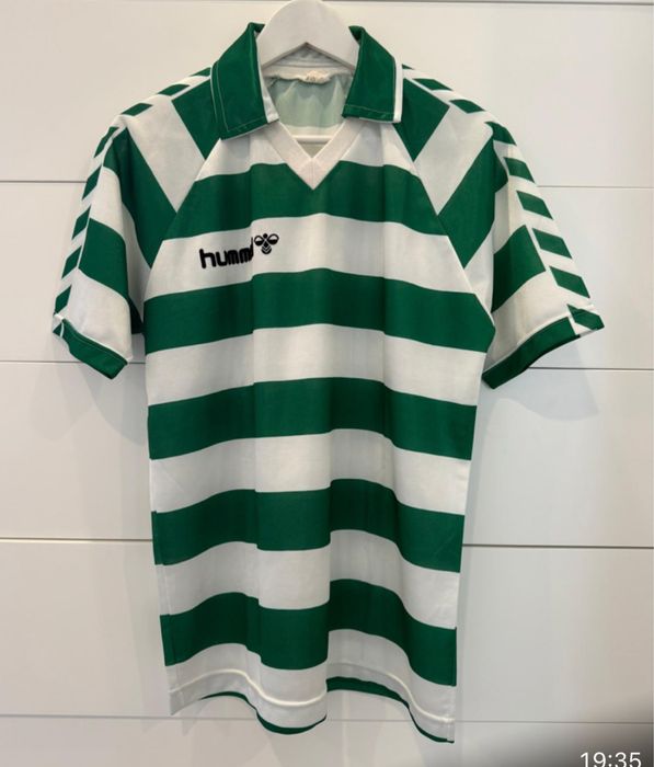 Sporting vintage hummel