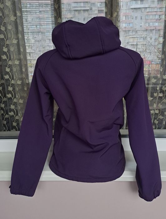 Флисовая фиолетовая демисезонная куртка кофта на молнии для девочки