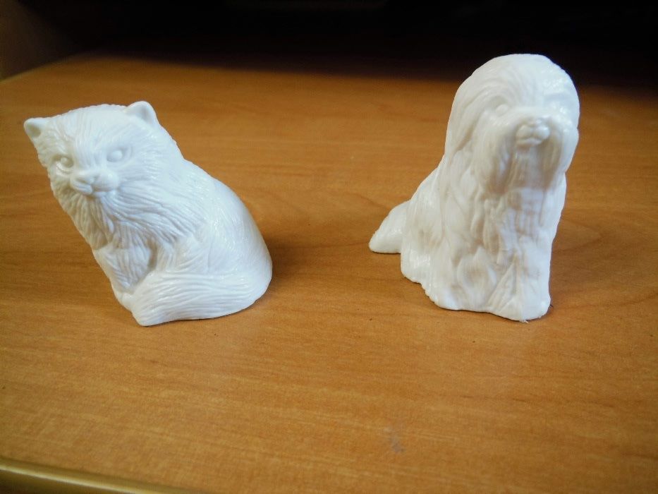 Игрушечные статуэтки кот и пес( собака)