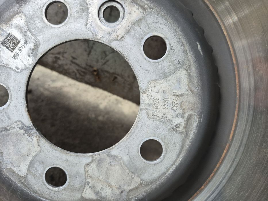 Продам гальмівні  диски LAND ROVER