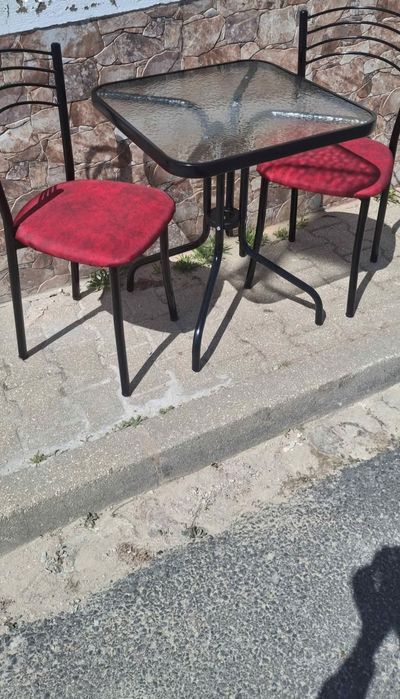 Mesa de cozinha pequena