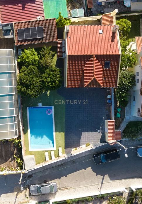 Moradia Térrea T3  com Piscina- Furo água  - Aroeira