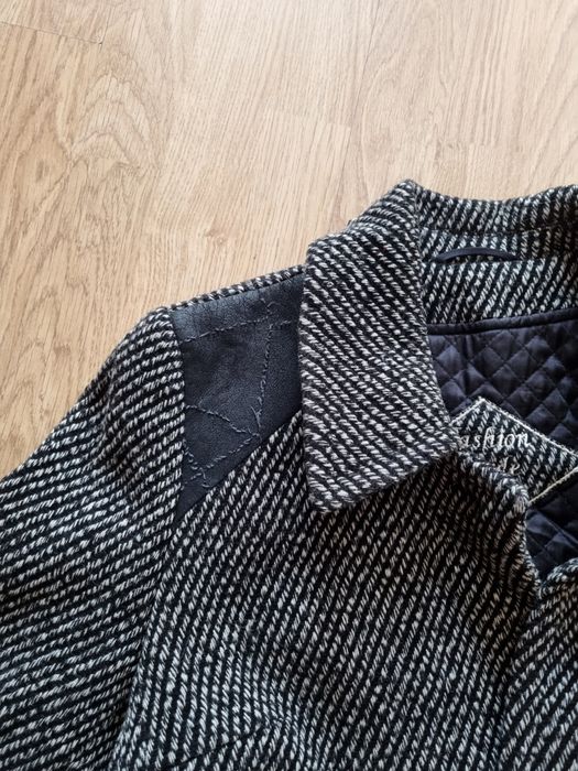 Długi płaszcz wełniany czarno biały w paski xl