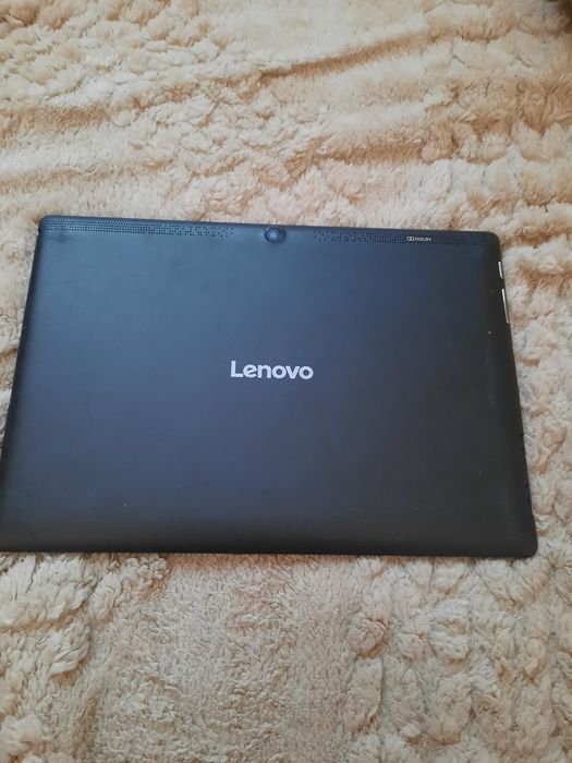 Планшет Lenovo  на запчастини
