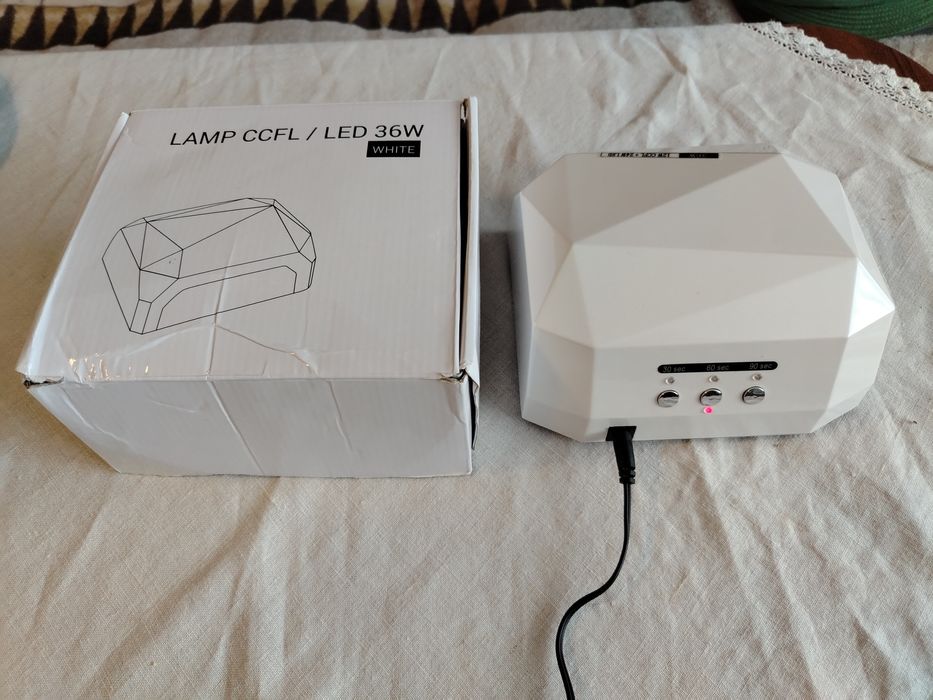 Lampka do paznokci nowa