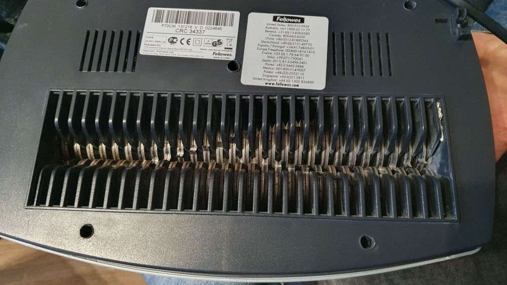 Шредер, знищувач паперу Fellowes p70cm, Comix S340