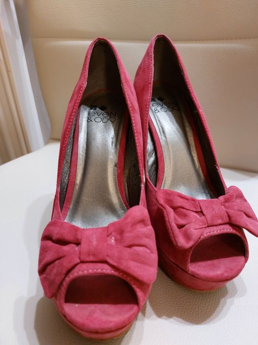 Buty na obcasie różowe Even&Odd rozm.40