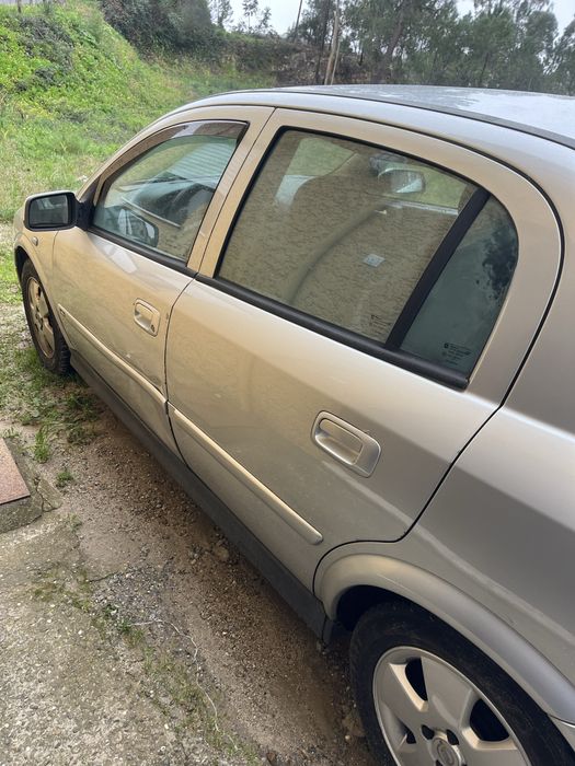 Opel Astra (para peças)