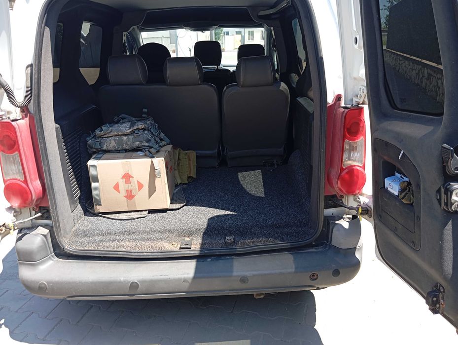 Продам Пежо партнер