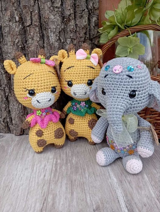 В'язані іграшки амігурумі - для дітей, дорослих і декору. Брелоки.