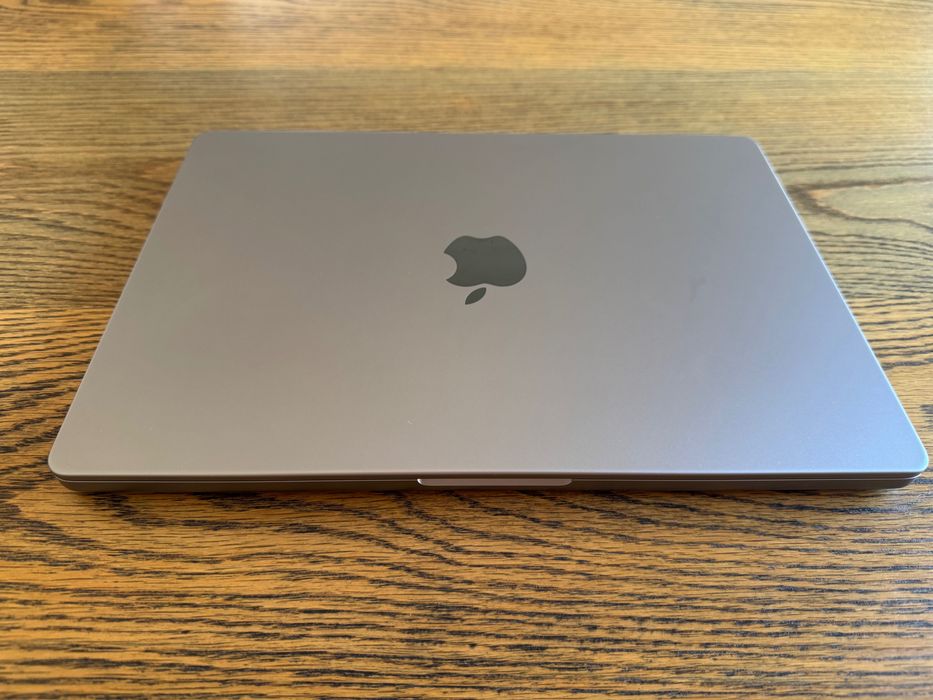 [Reservado] - MacBook Pro M1 Pro 14'' / 8CPUs / 16GB Ram / 1TB Disco - Excelente Estado