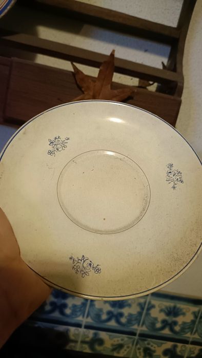 Coimbra Statuary Platter
