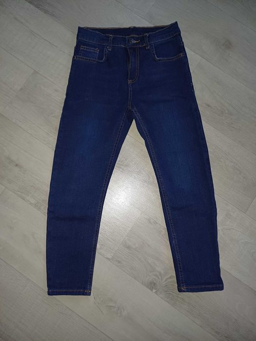 Продам джинси на хлопчика 140- 146 розміру
