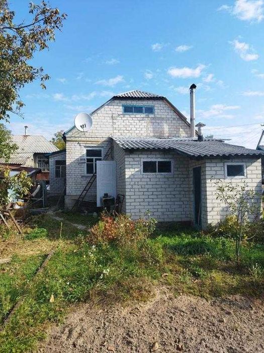 Ціну знижено! Продається  Будинок у Хорошево біла цегла, мансарда,  ліс, ставок 10 хвилинах