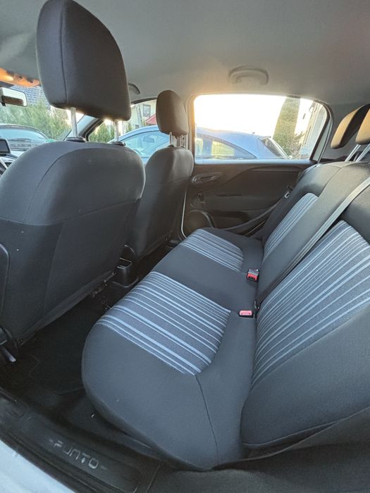 Fiat Punto Evo 1.2 Benzyna Klimatyzacja Niski Przebieg Bez Korozji