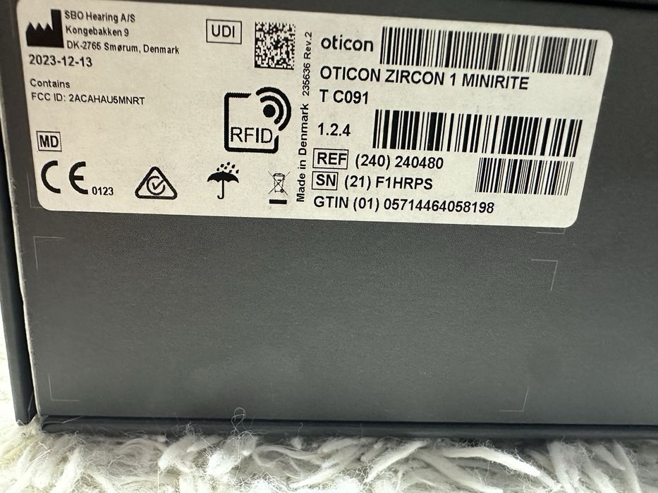 Słuchawka oticon zircon 1 minirite.