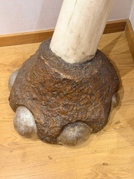 Escultura Decorativa Gigante Presa / Tusk 2 Metros (Réplica Sintética)