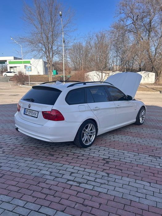 Продам БМВ е91 рестайлинг