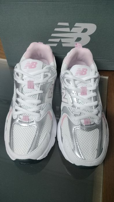 Sapatilhas new balance 530