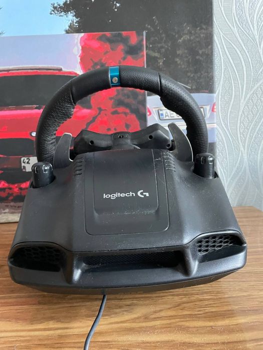 Игровой руль Logitech G29