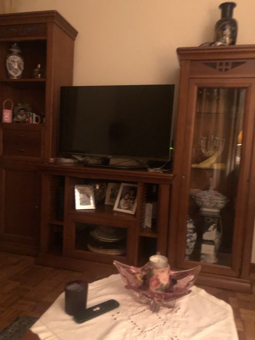 Vendo movel de sala em cerejeira, impecavel,.