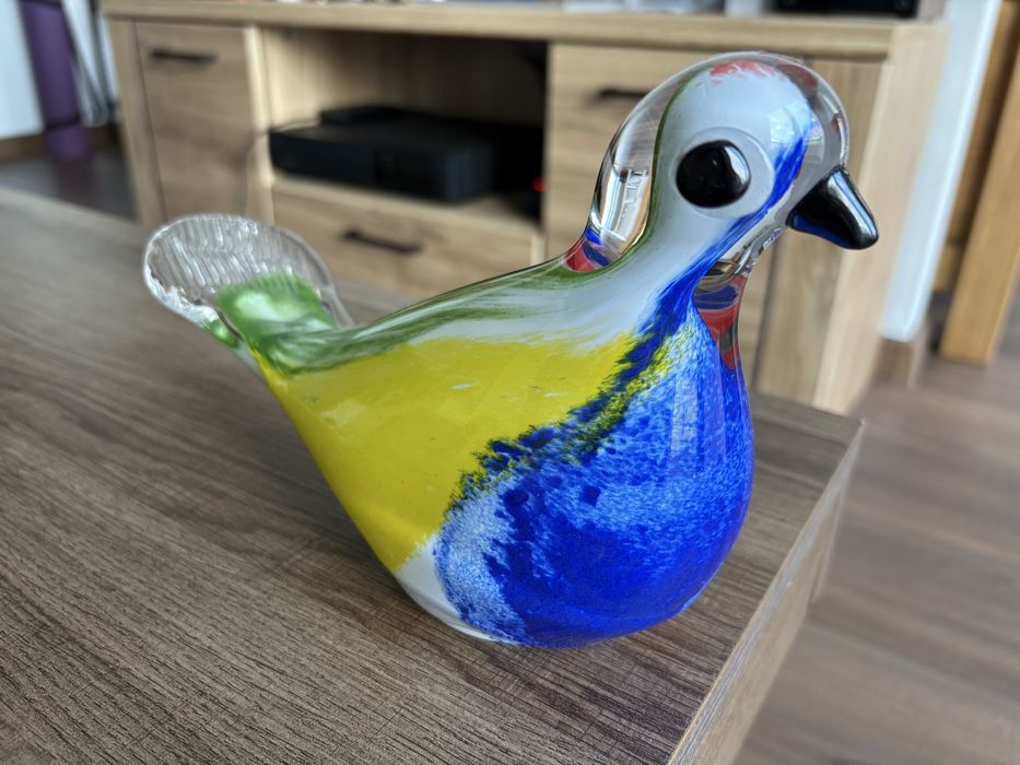 Szklany gołąb figurka