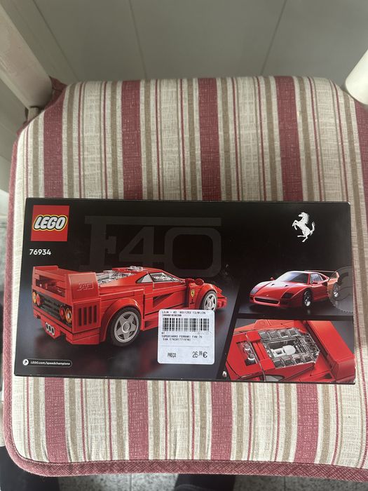 Lego Ferrari F40