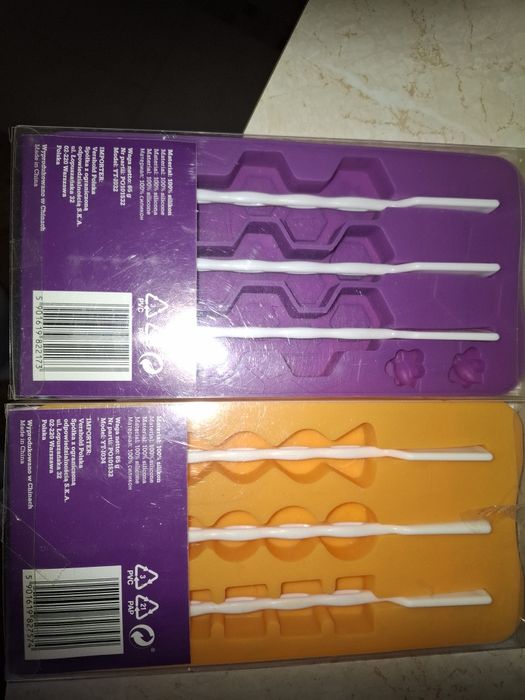 Ffantazyjne foremki do lodu