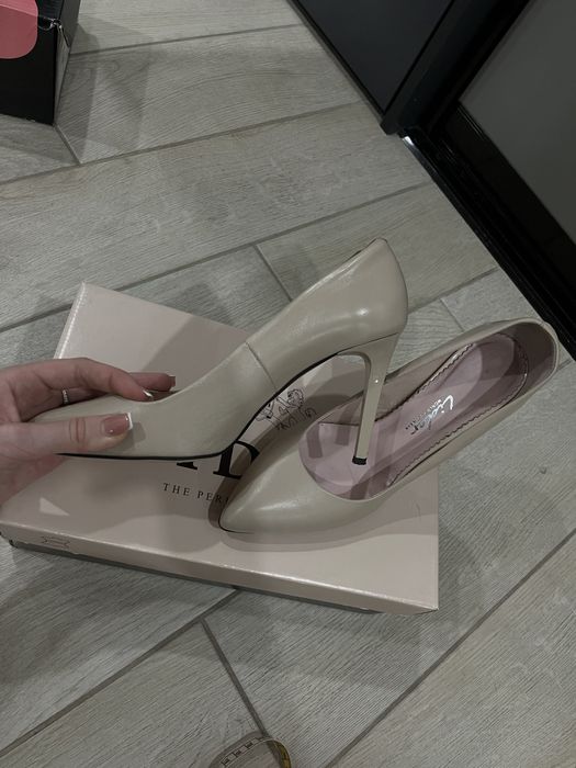 Туфлі - лодочки жіночі