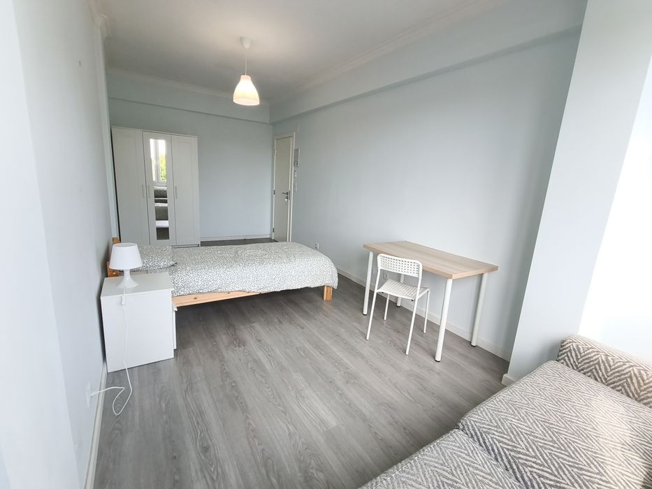 Quarto individual em Belas