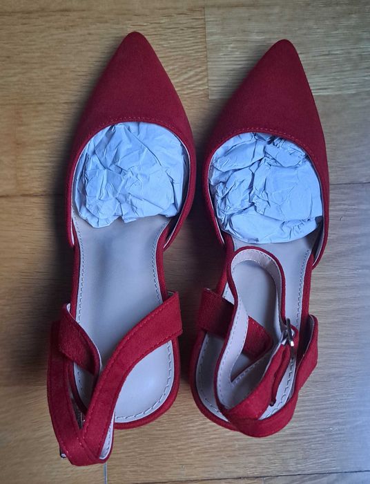 Sapatos Vermelhos - N.º 39 - Mulher - Novos