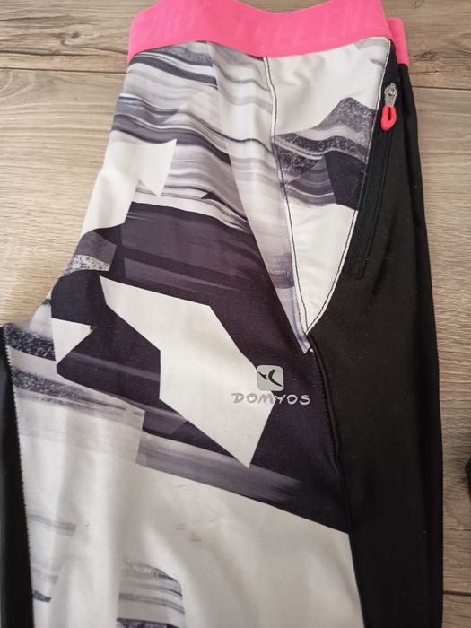 Nowe Leginsy damskie 2x  S
