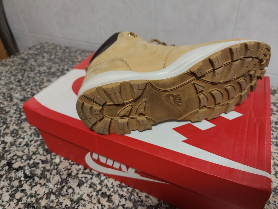 Sapatilhas / Botas Nike 44