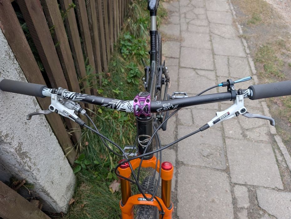 Rower Giant AC enduro