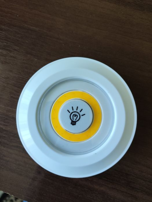 Ліхтар / ліхтарик / лампа LED на липучці