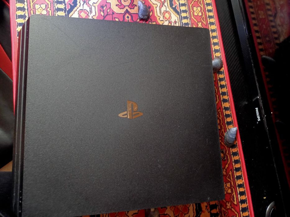 Konsola PlayStation4 pro