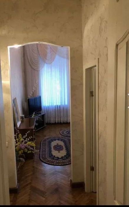 Сдам 2 комнатную кв  в центре! Успенская/Александровский проспект!