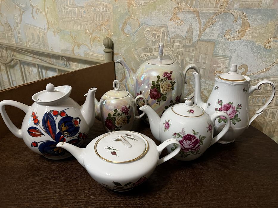 Порцелянові чайники.Кобальт.Чайник із розписом.Чехословакія,Німеччина