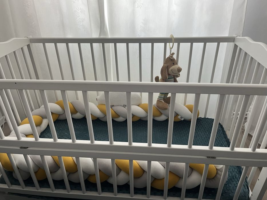 Łóżeczko bukowe opuszczany bok kołyska, dostawka