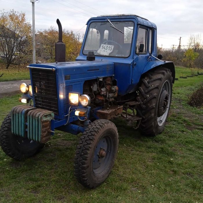 Трактор МТЗ-80 після капітального ремонту ходової на новій резині